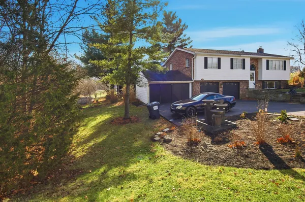 $285,900 | 810 Skyline Drive, Florence, KY 41042