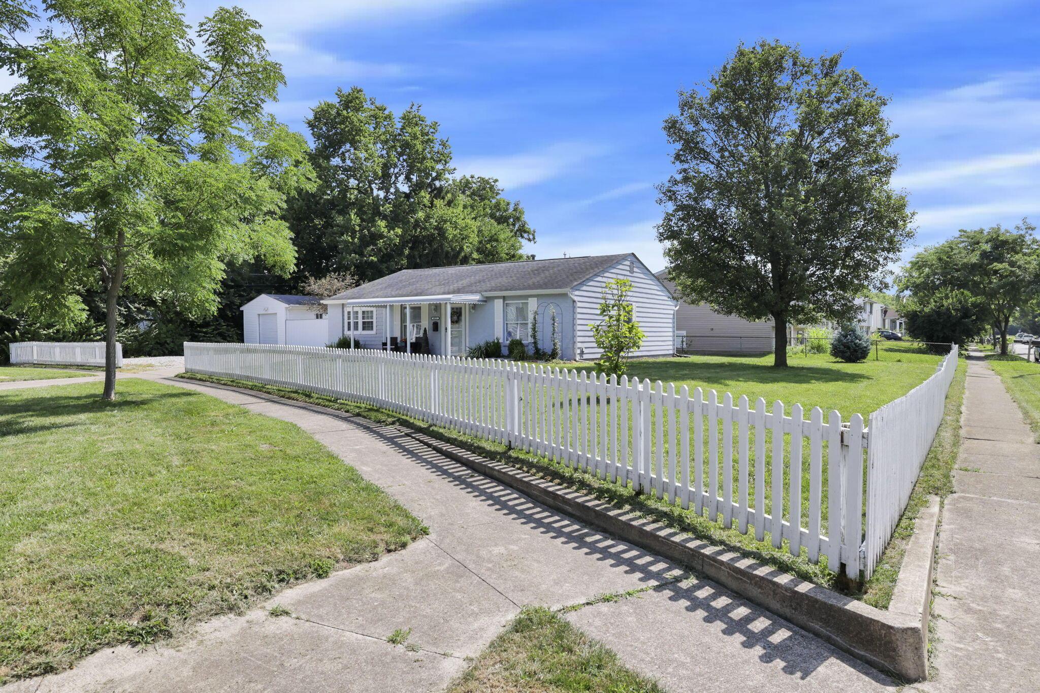 4022 Clabber Road Columbus, OH 43207 - Photo 64 of 64 64-web-or-mls-011A6222