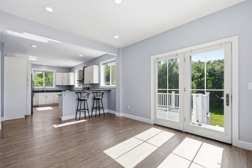 17 Russellville Road Westfield, MA 01085 - Photo 6 of 38
