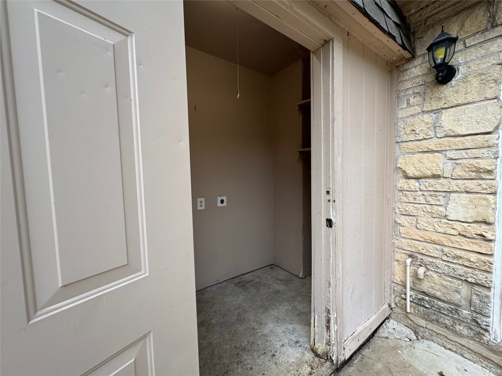5006 West Wind Trail, Unit 104 Austin, TX 78745 - Photo 19 of 20 a view of a door