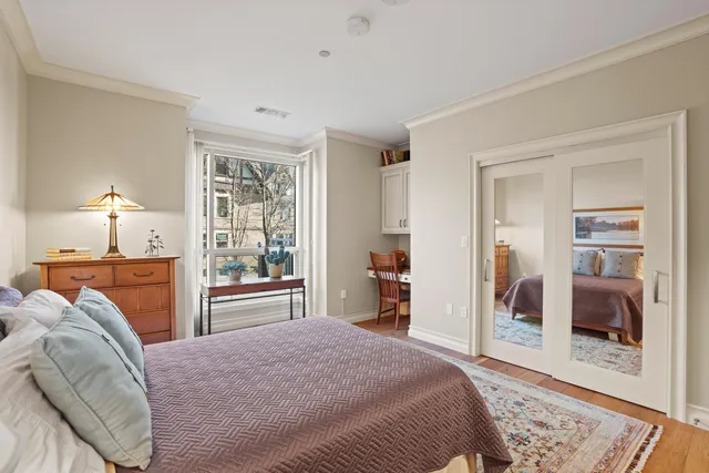 $575,000 | 1522 North Prospect Avenue, Unit 204, Milwaukee, WI 53202