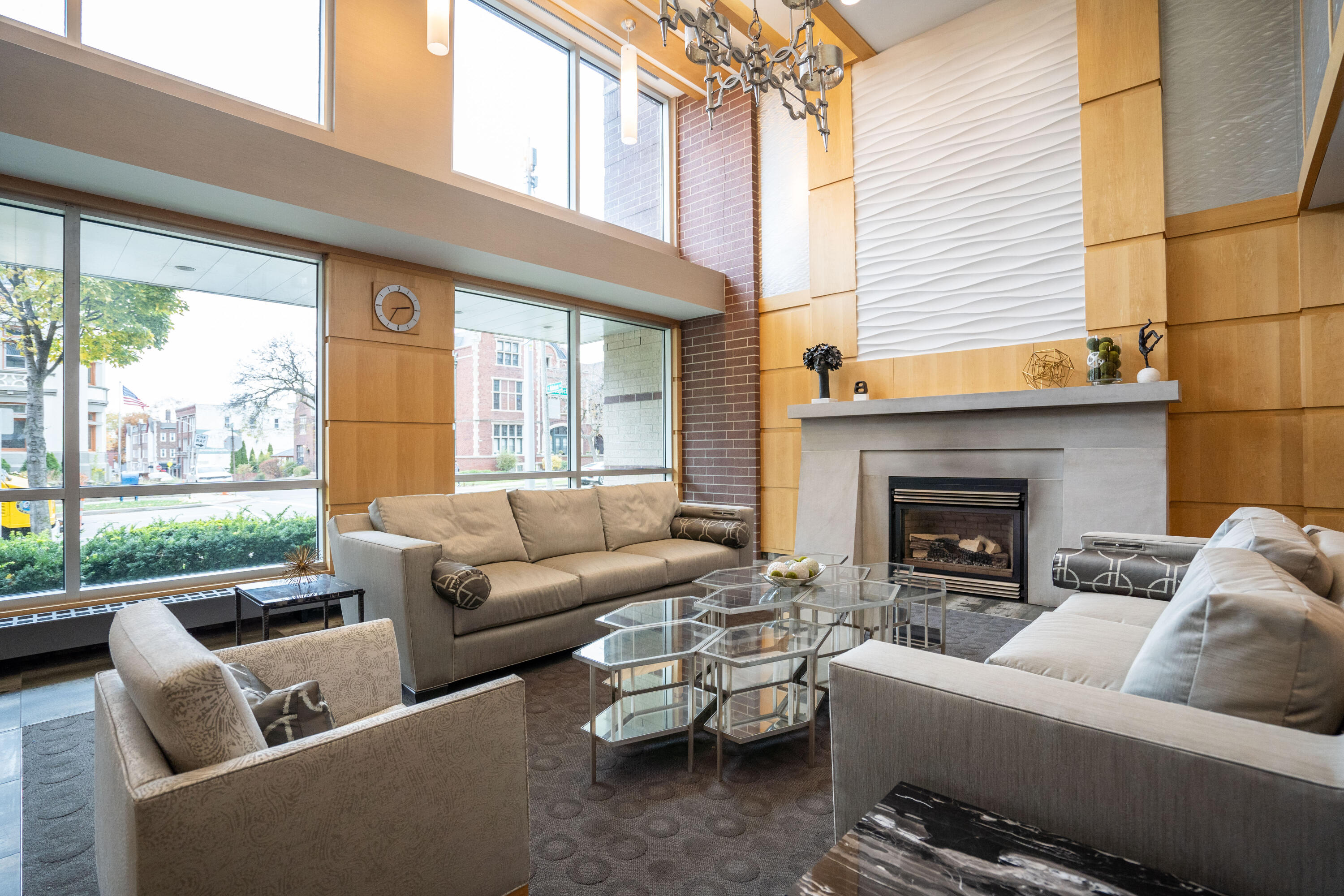 1522 North Prospect Avenue, Unit 204 Milwaukee, WI 53202 - Photo 36 of 51 Lobby