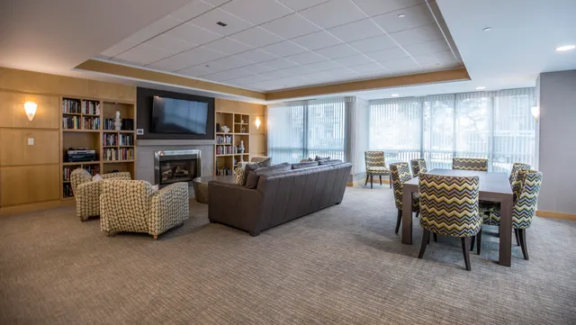 $575,000 | 1522 North Prospect Avenue, Unit 204, Milwaukee, WI 53202