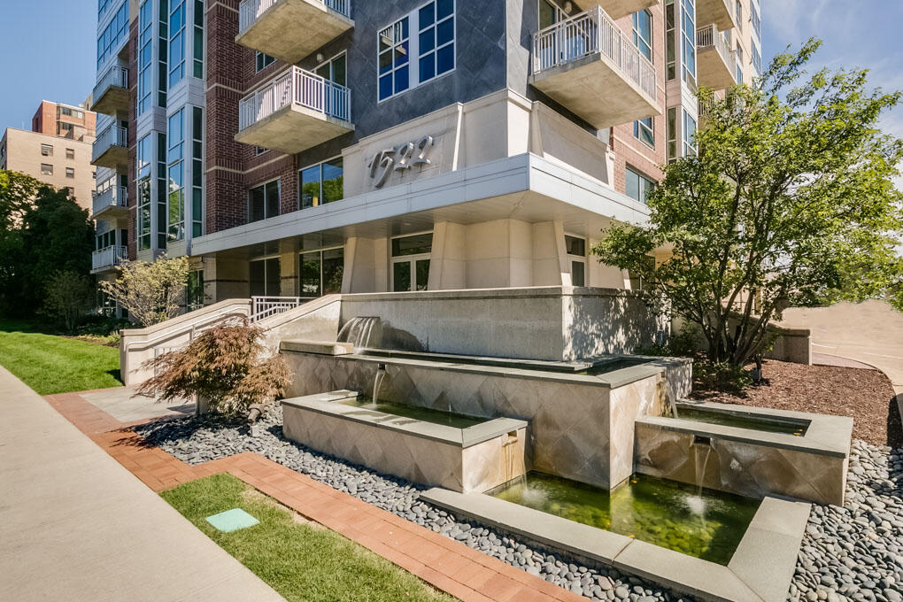 1522 North Prospect Avenue, Unit 204 Milwaukee, WI 53202 - Photo 47 of 51 1522 Prospect