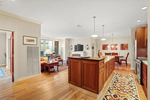 $575,000 | 1522 North Prospect Avenue, Unit 204, Milwaukee, WI 53202