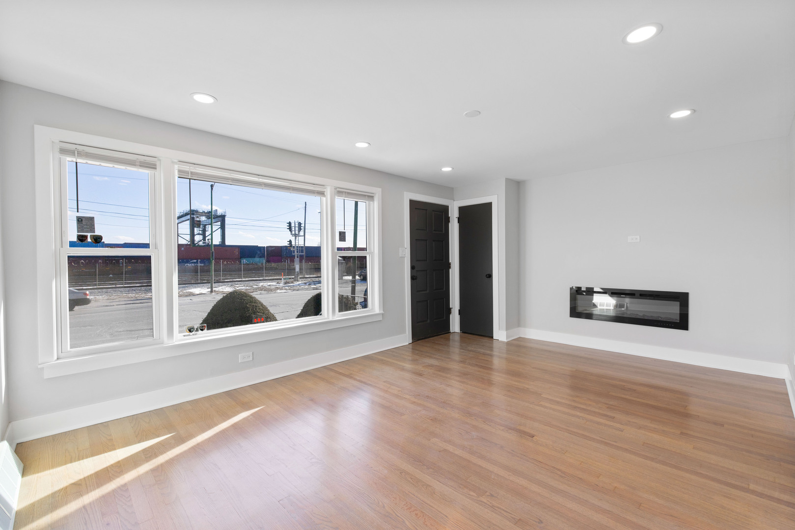 2964 West Columbus Avenue Chicago, IL 60652 - Photo 6 of 34