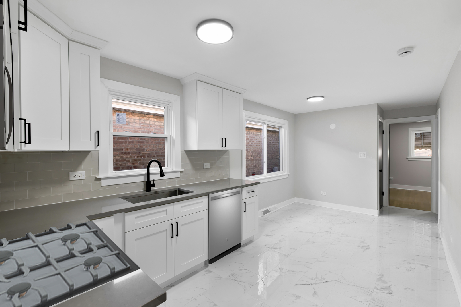 2964 West Columbus Avenue Chicago, IL 60652 - Photo 7 of 34