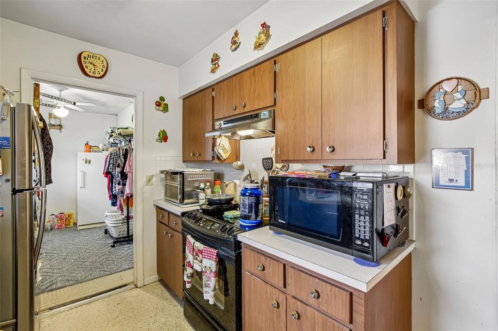 2210 Gentian Road Venice, FL 34293 - Photo 13 of 29 Gallery Image 13