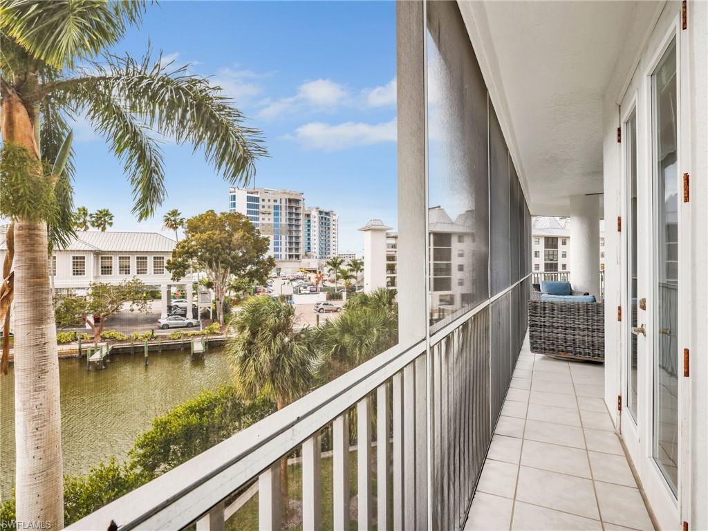 400 Flagship Drive, Unit 302 Naples, FL 34108 - Photo 17 of 50