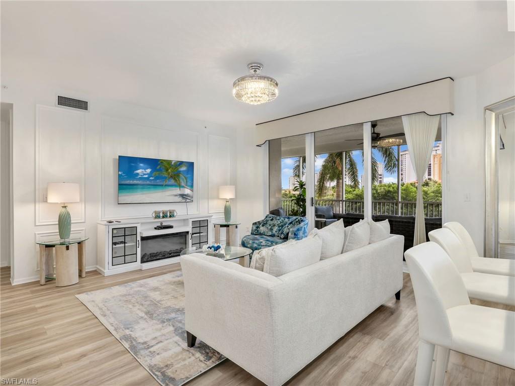 400 Flagship Drive, Unit 302 Naples, FL 34108 - Photo 7 of 50