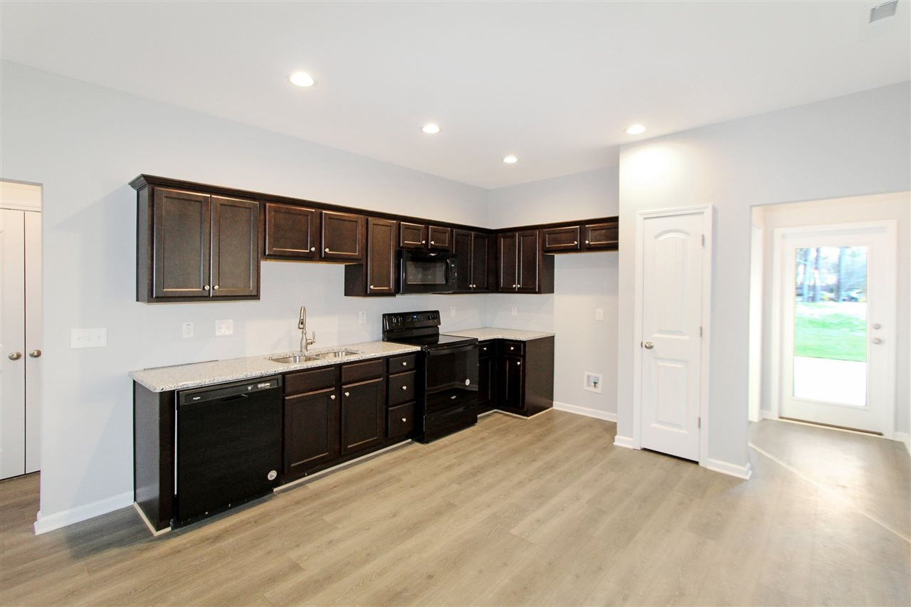 143 Yellow Jacket Ridge Clayton, NC 27520 - Photo 2 of 28 Kitchen