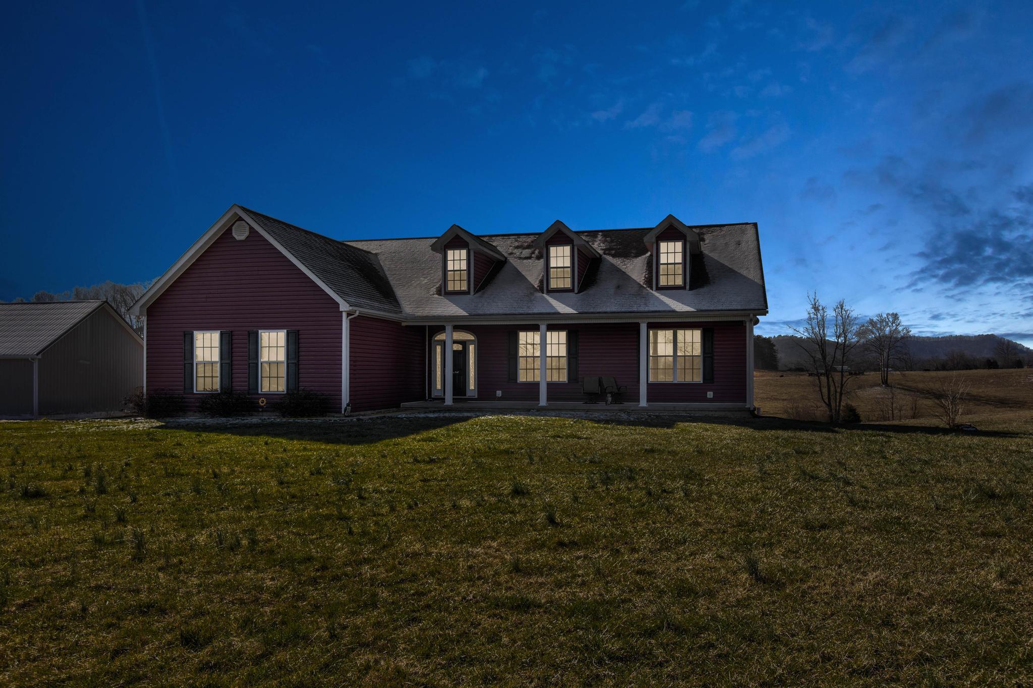 305 Welch Road Jeffersonville, KY 40337 - Photo 3 of 31 PWM29671_2_3 copy