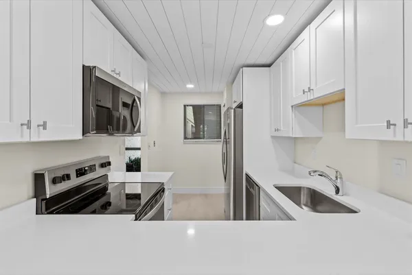 $247,000 | 5413 Southeast Miles Grant Road, Unit G104, Stuart, FL 34997