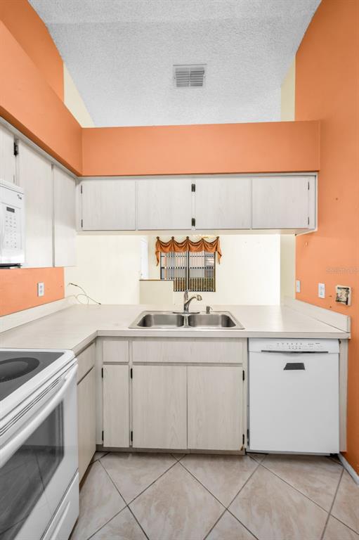 3500 Magnolia Ridge Circle, Unit 405 Palm Harbor, FL 34684 - Photo 21 of 61