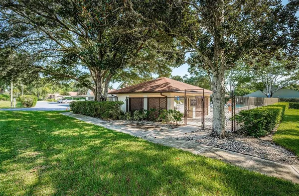 $194,900 | 3500 Magnolia Ridge Circle, Unit 405, Palm Harbor, FL 34684