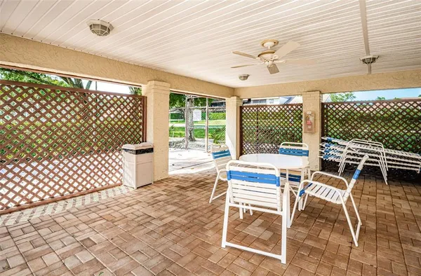 $194,900 | 3500 Magnolia Ridge Circle, Unit 405, Palm Harbor, FL 34684