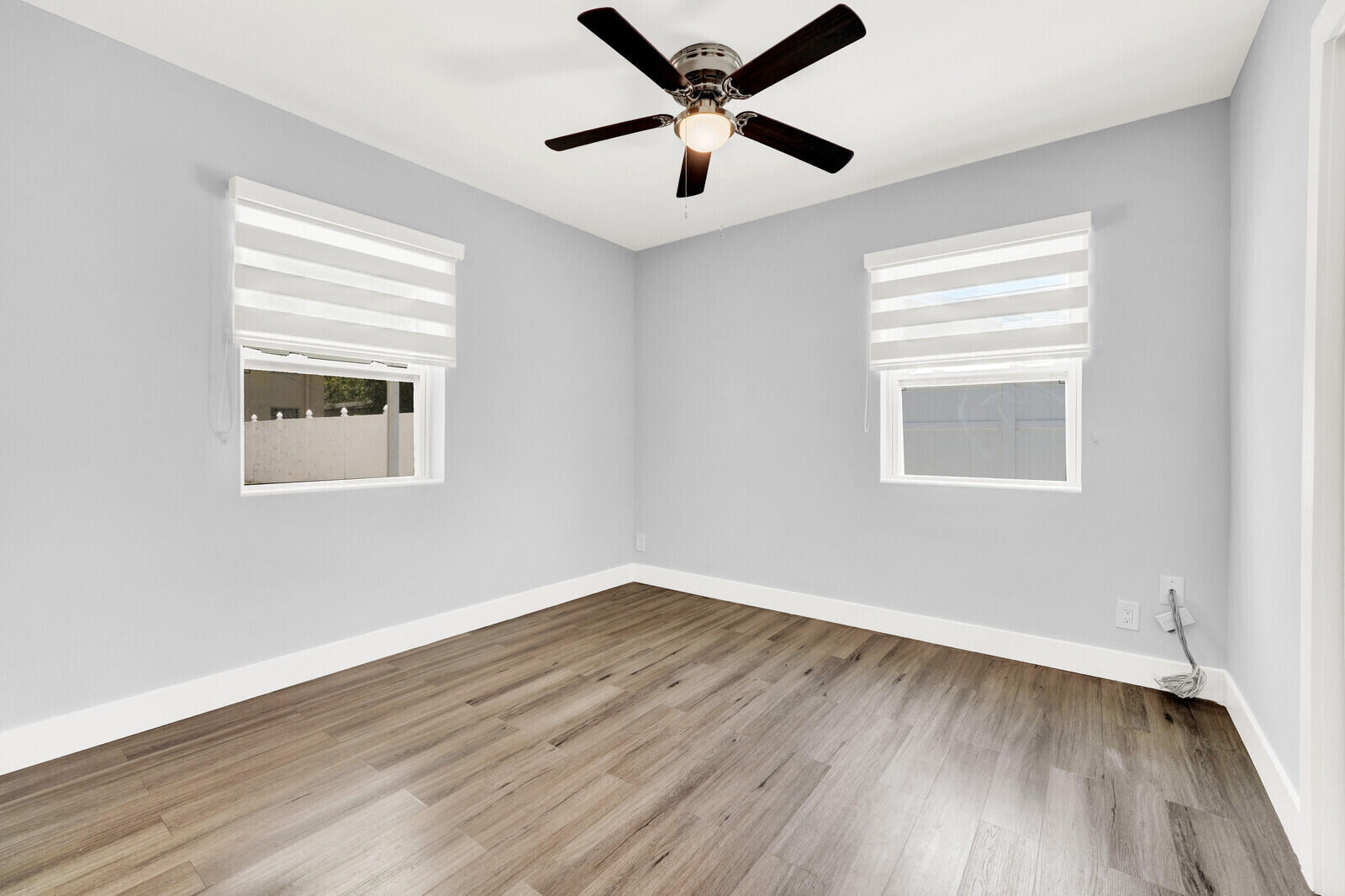 1134 South Ridge Street Lake Worth Beach, FL 33460 - Photo 5 of 45 05_Image_13_mls