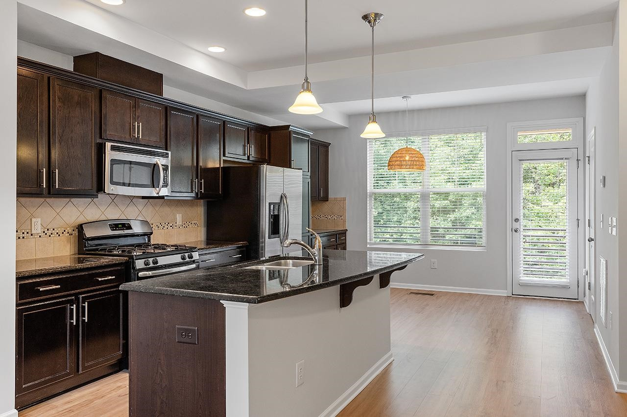 1545 Crafton Way Raleigh, NC 27607 - Photo 4 of 24 Photo 5