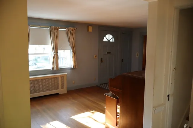 $649,000 | 18 Crosby Road, Wakefield, MA 01880