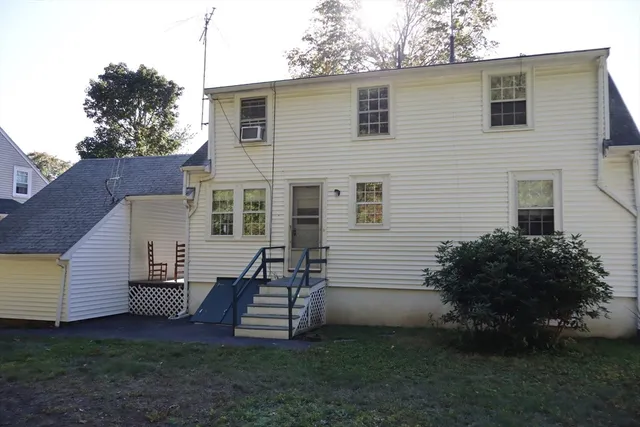 $649,000 | 18 Crosby Road, Wakefield, MA 01880