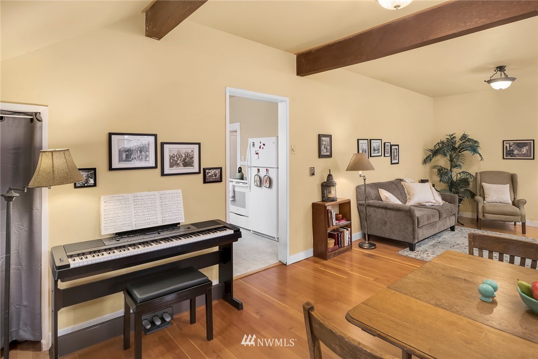 31838 West Rutherford Street Carnation, WA 98014 - Photo 9 of 23 Gallery Image 9