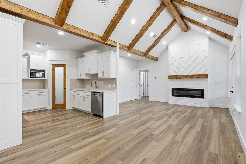 7694 Portwood Road Azle, TX 76020 - Photo 7 of 29