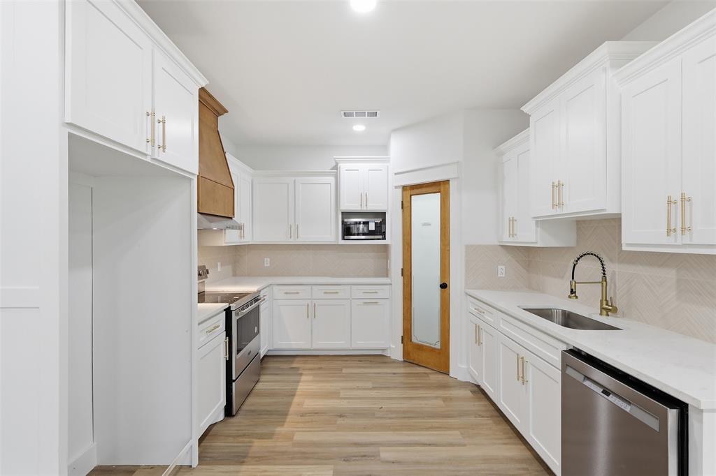 7694 Portwood Road Azle, TX 76020 - Photo 9 of 29