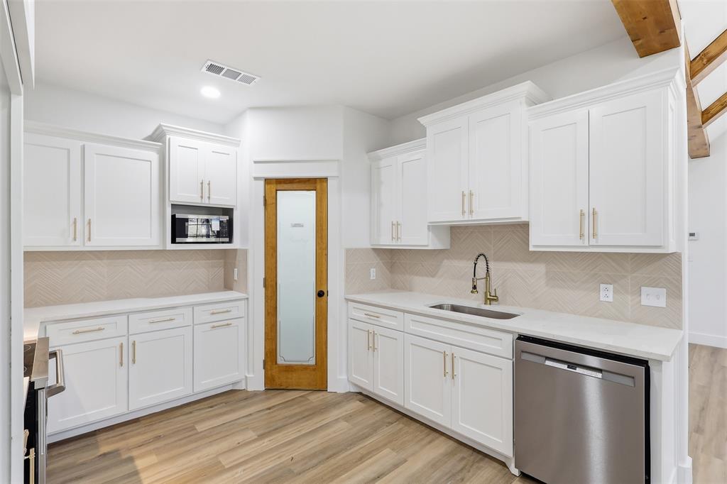 7694 Portwood Road Azle, TX 76020 - Photo 10 of 29