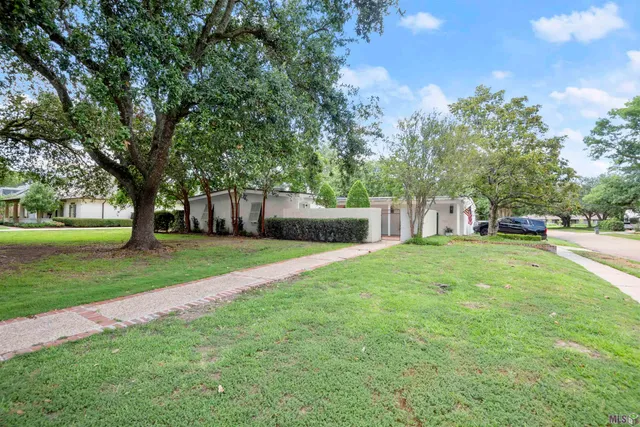 $949,000 | 7375 Boyce Drive, Baton Rouge, LA 70809