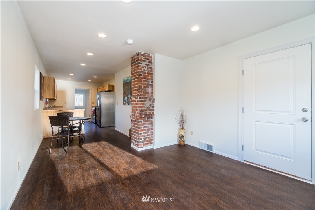168 Terminal Avenue Wenatchee, WA 98801 - Photo 4 of 22