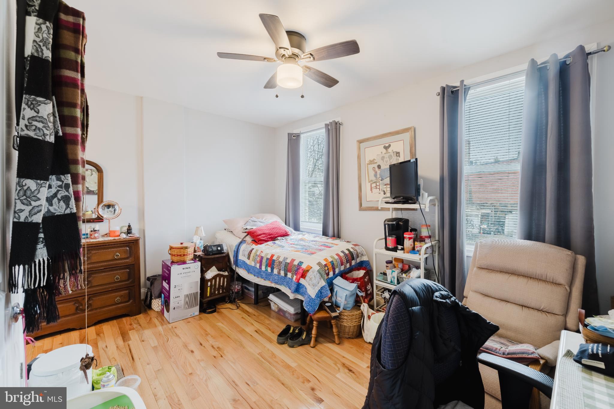 3804 Falls Road Baltimore, MD 21211 - Photo 12 of 23 Bedroom #1 with beautiful hardwood floors