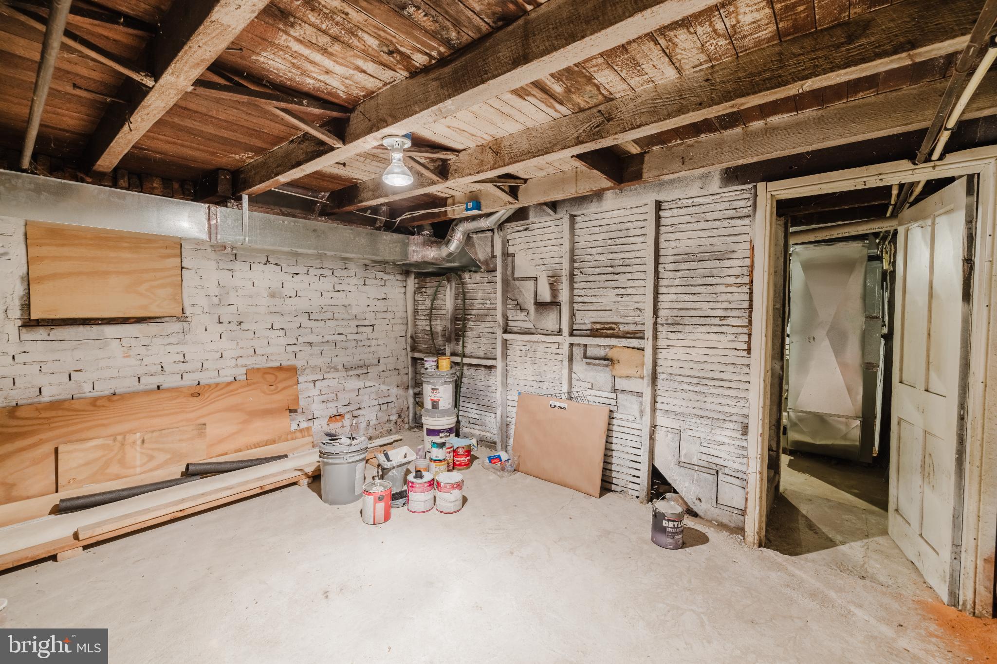 3804 Falls Road Baltimore, MD 21211 - Photo 17 of 23 Spacious basement ready for transformation.