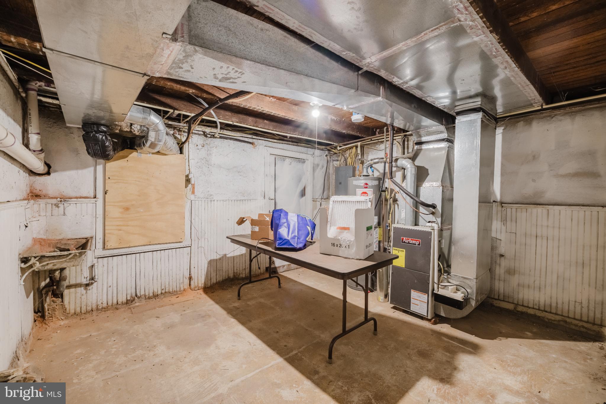 3804 Falls Road Baltimore, MD 21211 - Photo 18 of 23 Spacious basement ready for your vision.