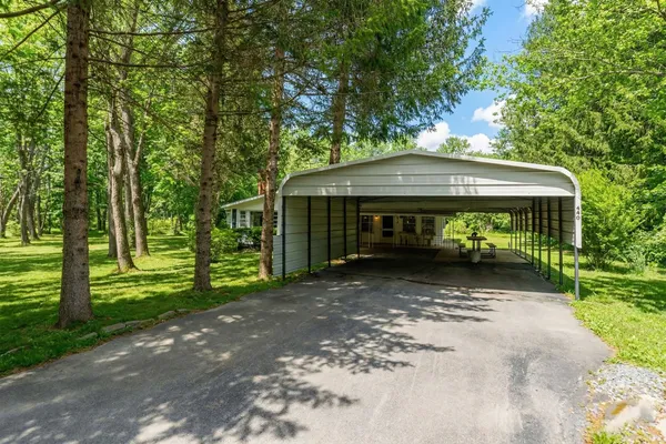 $229,900 | 440 Lake Drive, Crimora, VA 24431