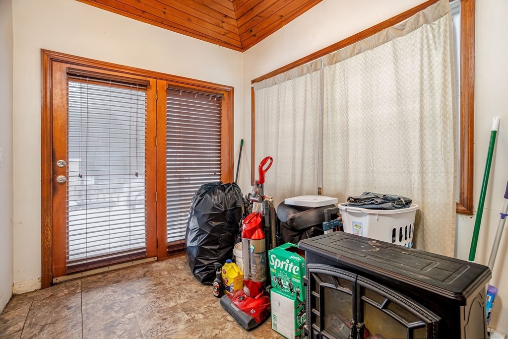 36 Brown Street Maynard, MA 01754 - Photo 19 of 41