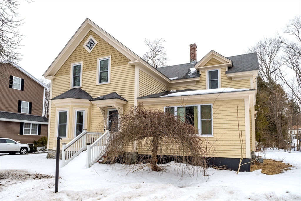 36 Brown Street Maynard, MA 01754 - Photo 3 of 41