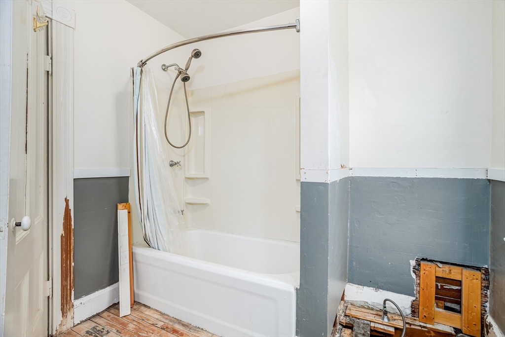 36 Brown Street Maynard, MA 01754 - Photo 31 of 41