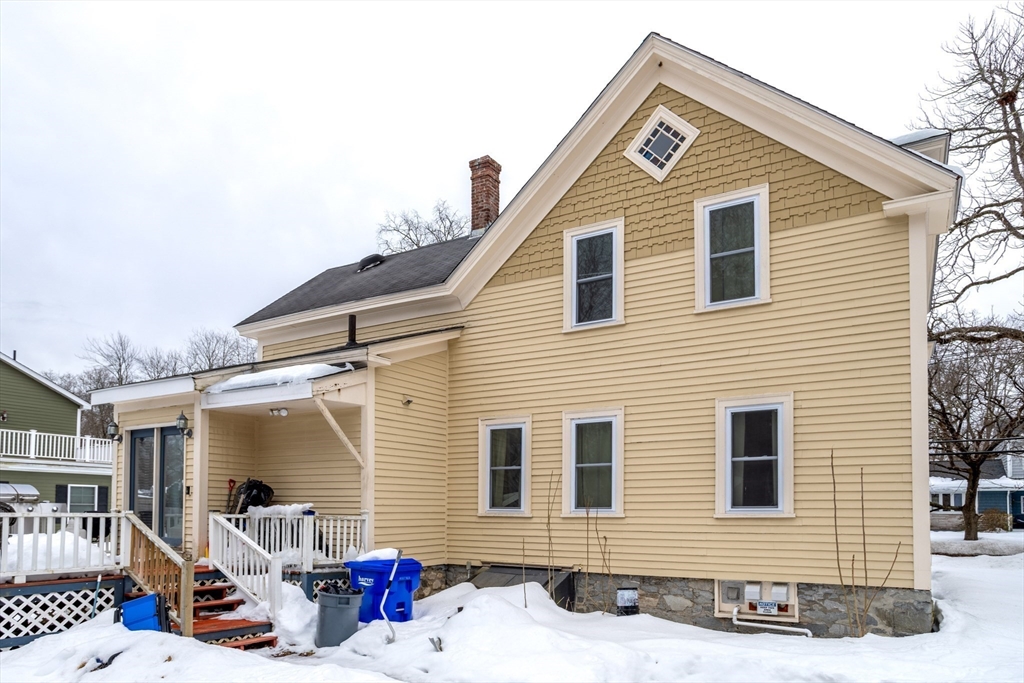 36 Brown Street Maynard, MA 01754 - Photo 4 of 41
