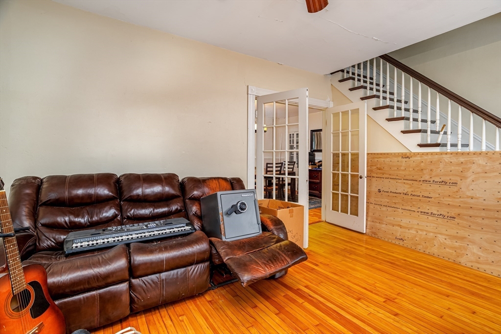 36 Brown Street Maynard, MA 01754 - Photo 7 of 41