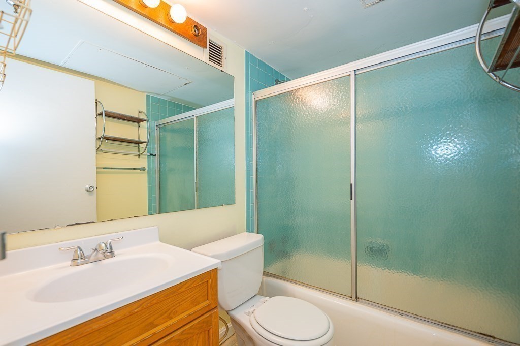 70 Southbridge Street, Unit 310 Worcester, MA 01608 - Photo 9 of 11