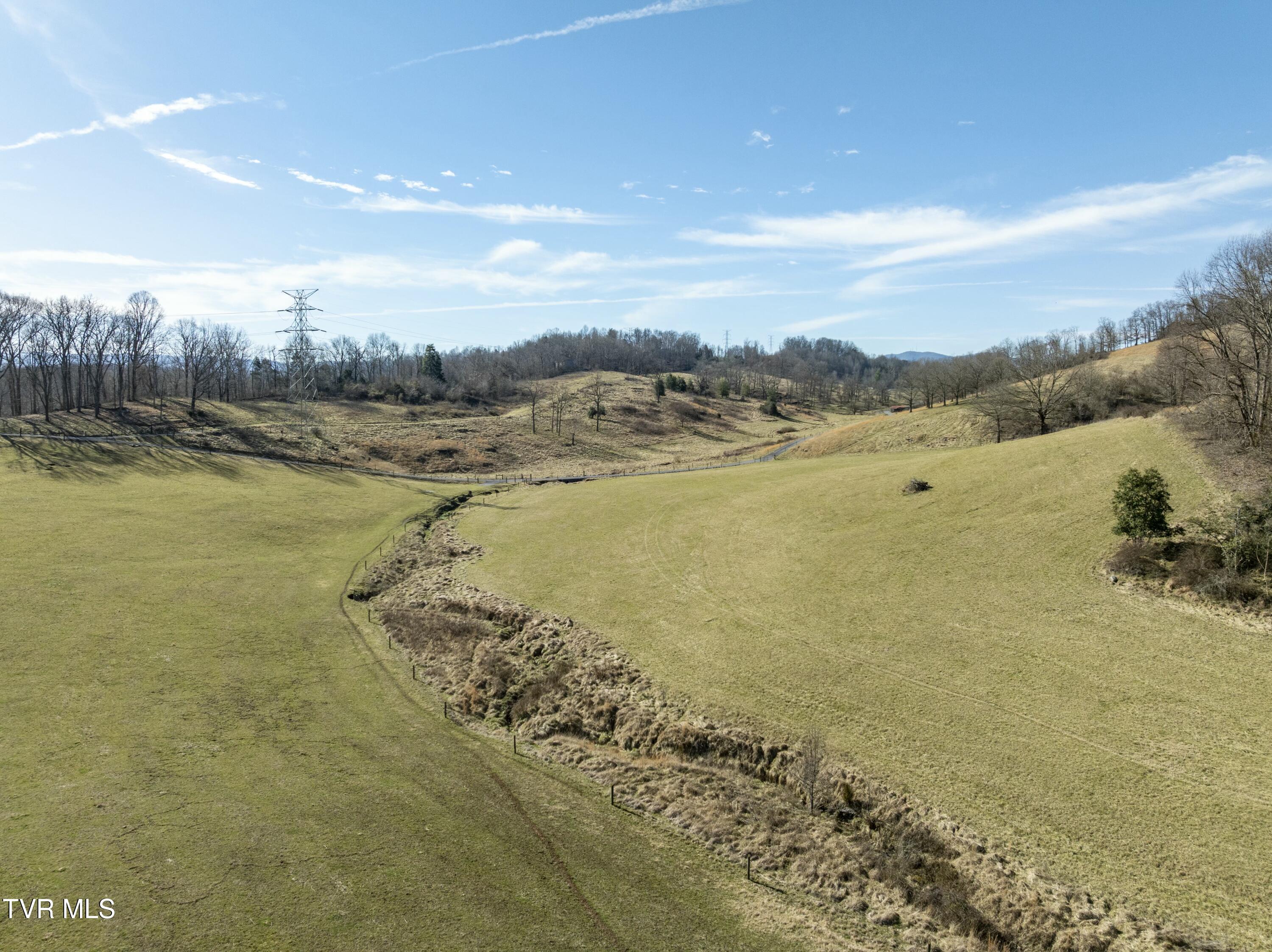 373 Dalewood Road Johnson City, TN 37601 - Photo 128 of 129 tempImage8yUGee