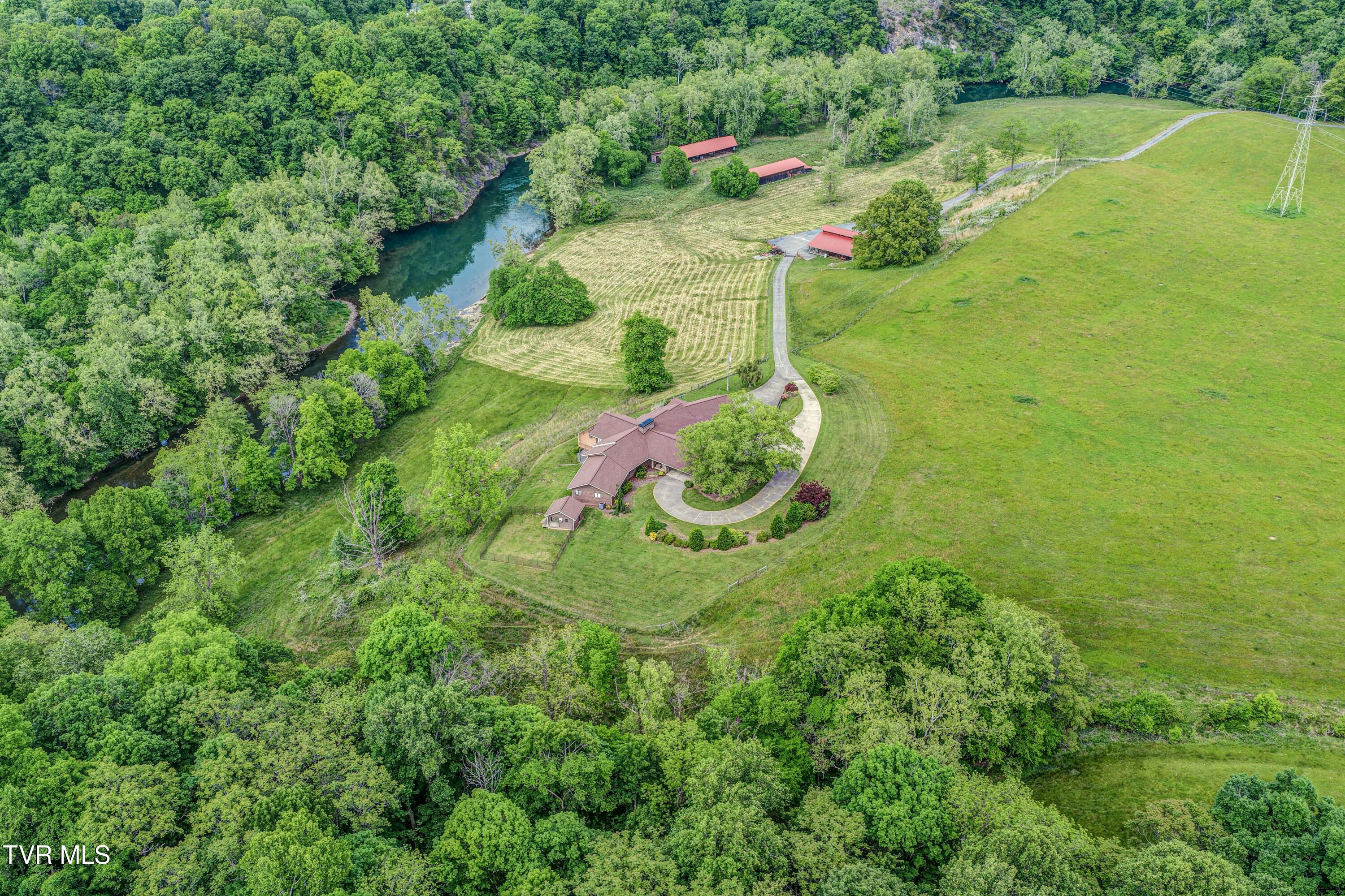373 Dalewood Road Johnson City, TN 37601 - Photo 16 of 129 DJI_20260505162123_0765_DAnd4more