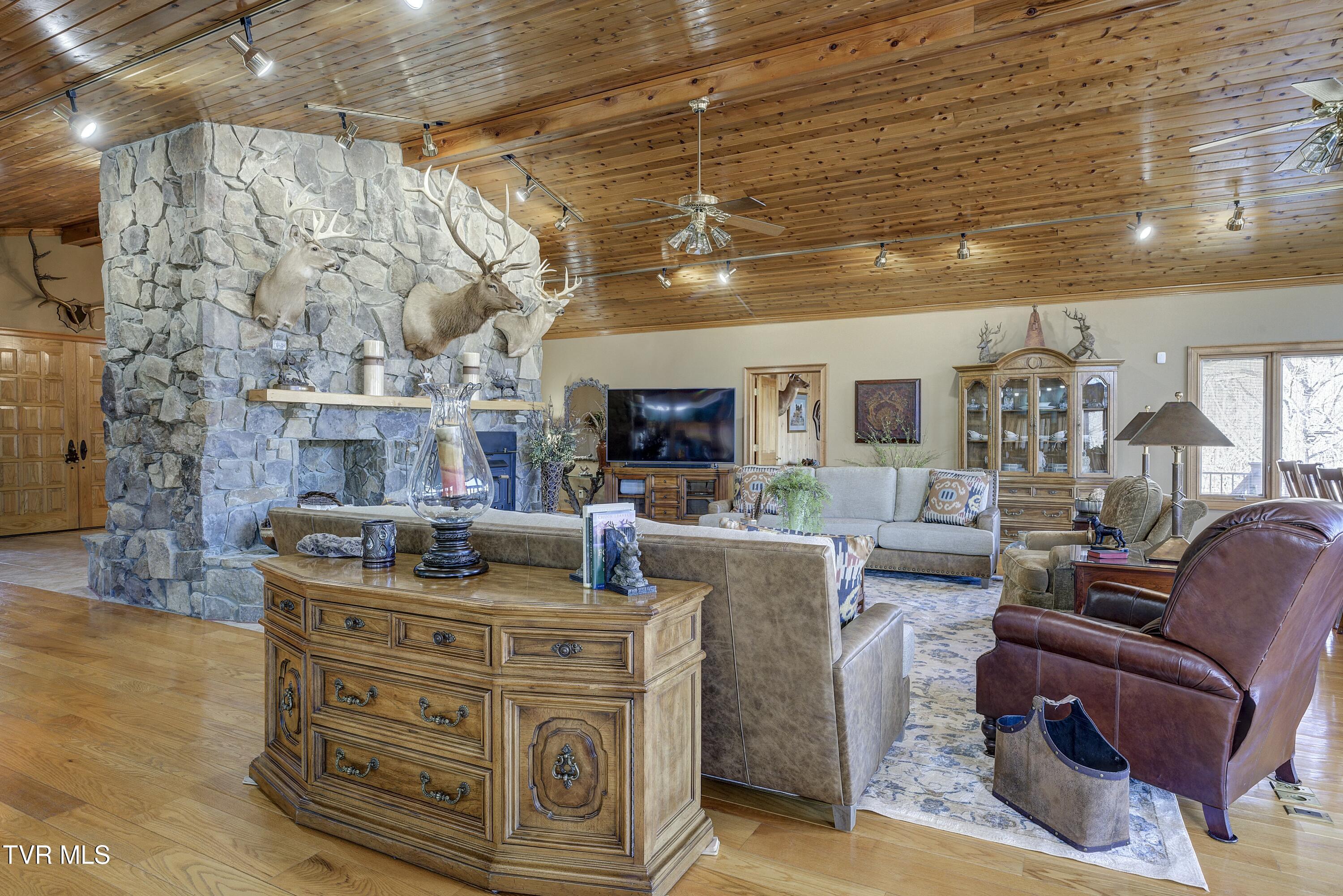 373 Dalewood Road Johnson City, TN 37601 - Photo 60 of 129 tempImageRVGnOd