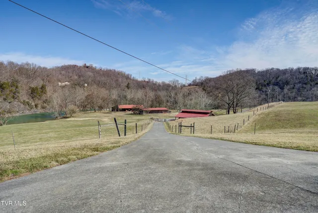 $5,000,000 | 373 Dalewood Road, Johnson City, TN 37601