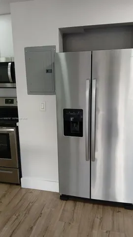 $2,400 | 8820 Fontainebleau Boulevard, Unit 302, Miami, FL 33172