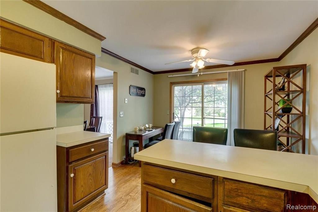 1187 Pine Ridge Court Rochester Hills, MI 48306 - Photo 9 of 27