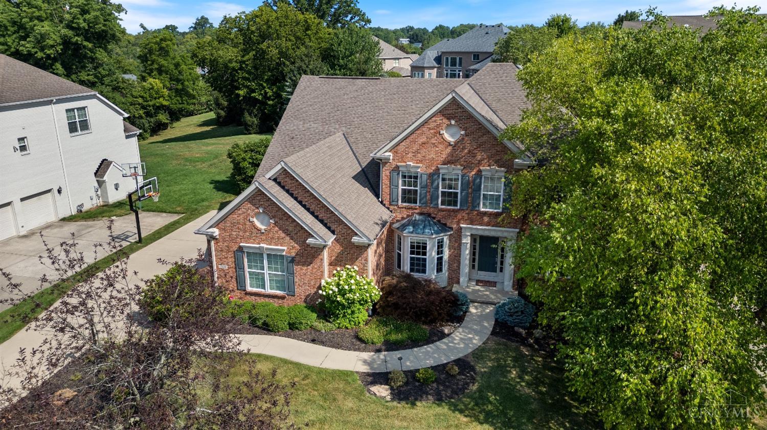 7808 Ingrams Ridge Drive Cincinnati, OH 45244 - Photo 2 of 68