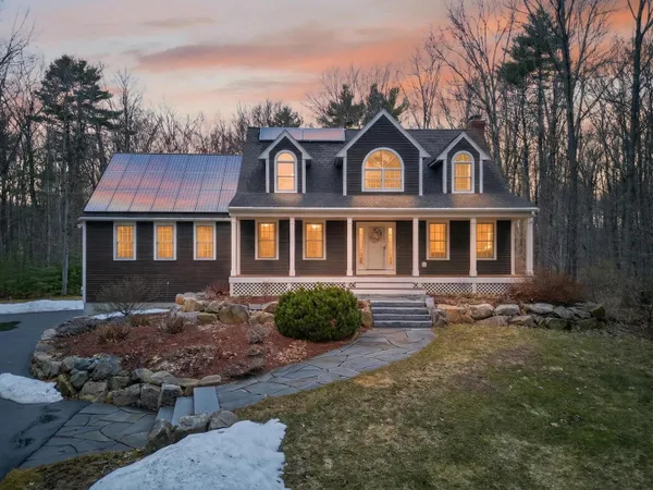 $899,900 | 223 Bolt Hill Road, Eliot, ME 03903