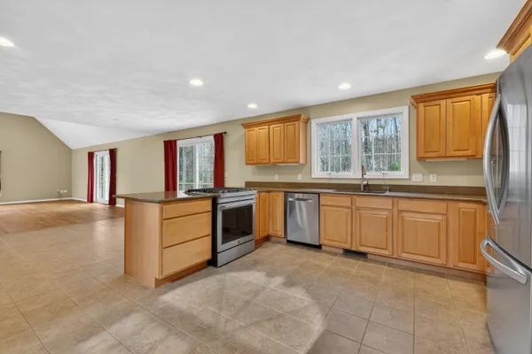 $899,900 | 223 Bolt Hill Road, Eliot, ME 03903