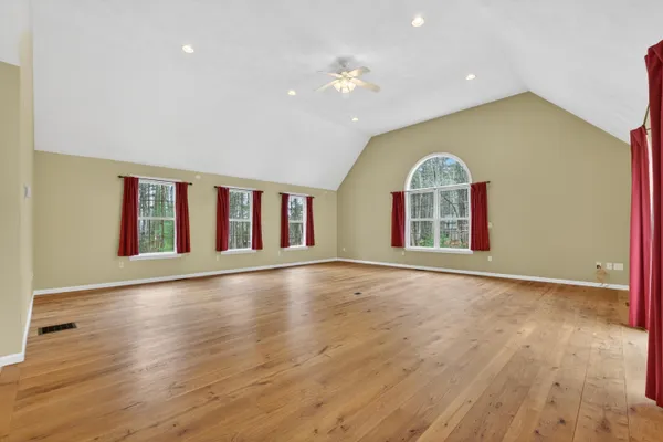 $899,900 | 223 Bolt Hill Road, Eliot, ME 03903